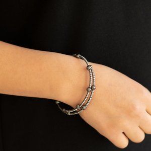 Standout Shine - Black